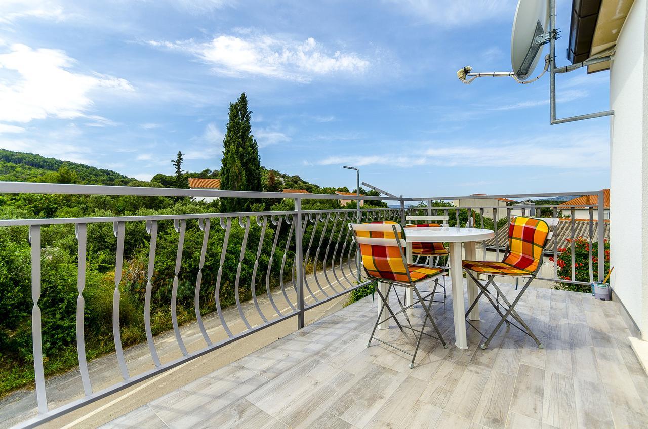 Apartments Mirko I Anda Donji Okrug  Екстер'єр фото