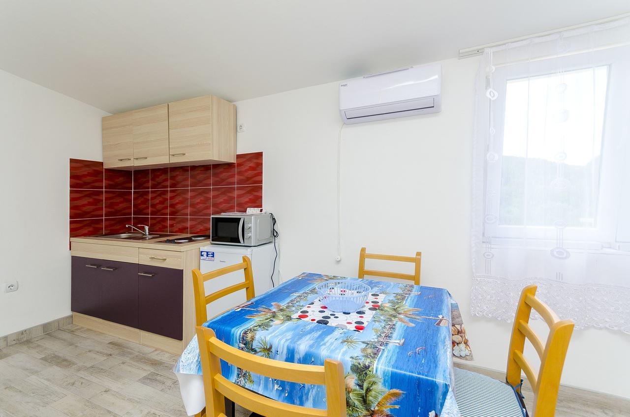 Apartments Mirko I Anda Donji Okrug  Екстер'єр фото