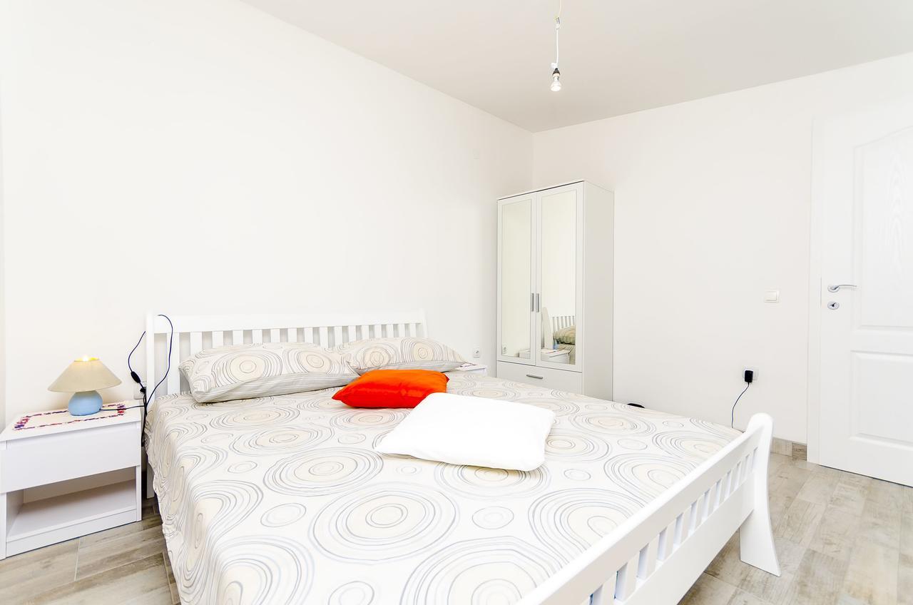 Apartments Mirko I Anda Donji Okrug  Екстер'єр фото