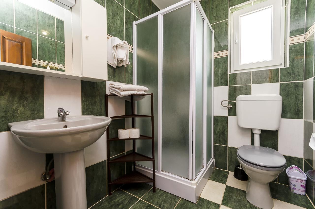 Apartments Mirko I Anda Donji Okrug  Екстер'єр фото