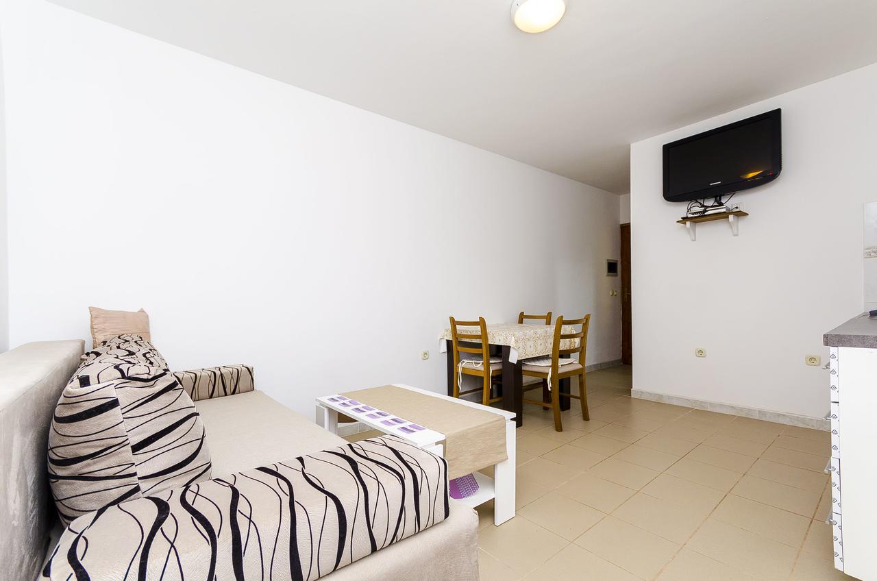 Apartments Mirko I Anda Donji Okrug  Екстер'єр фото